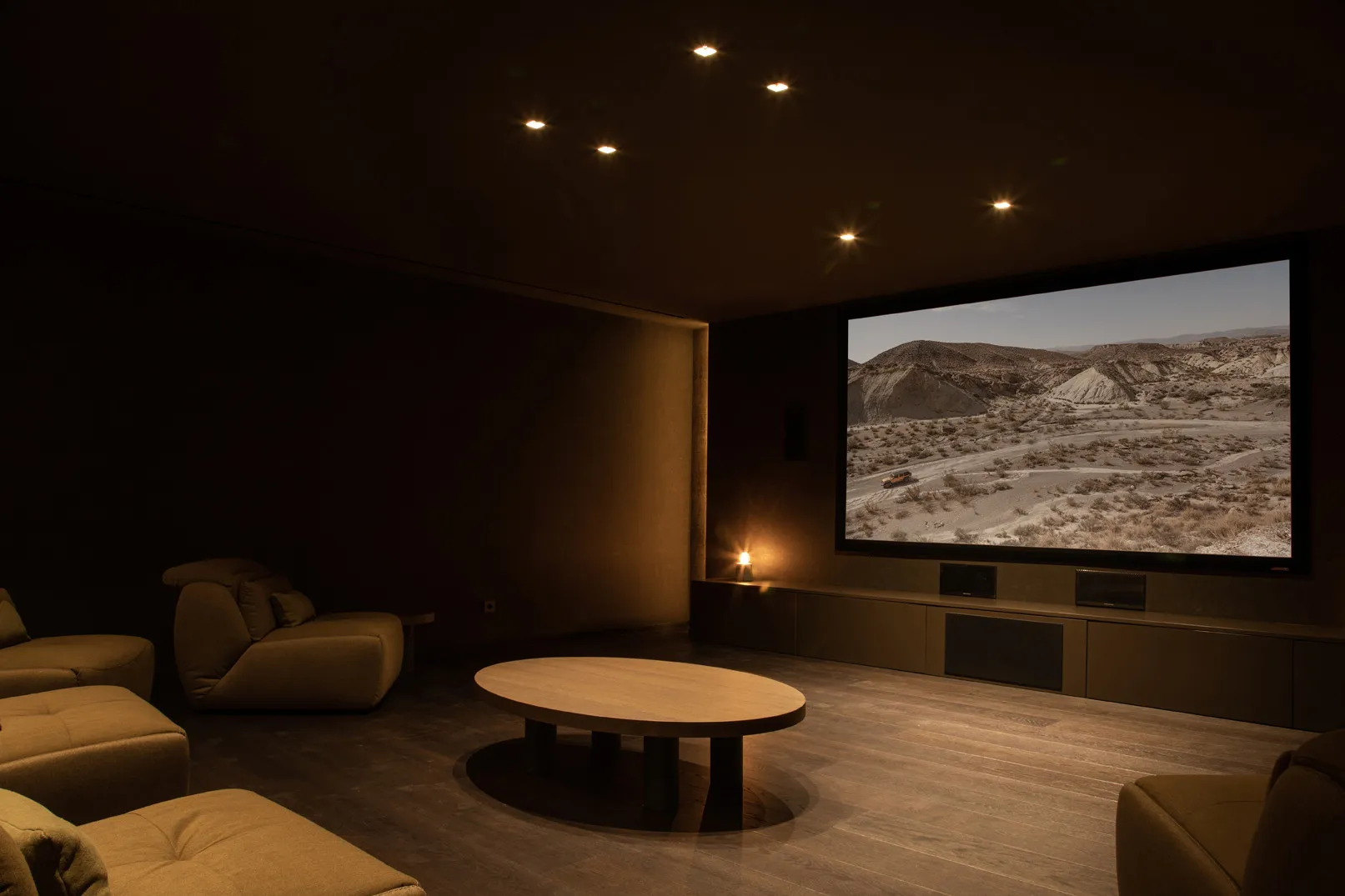 Villa for sale in La Reserva with 8 bedrooms