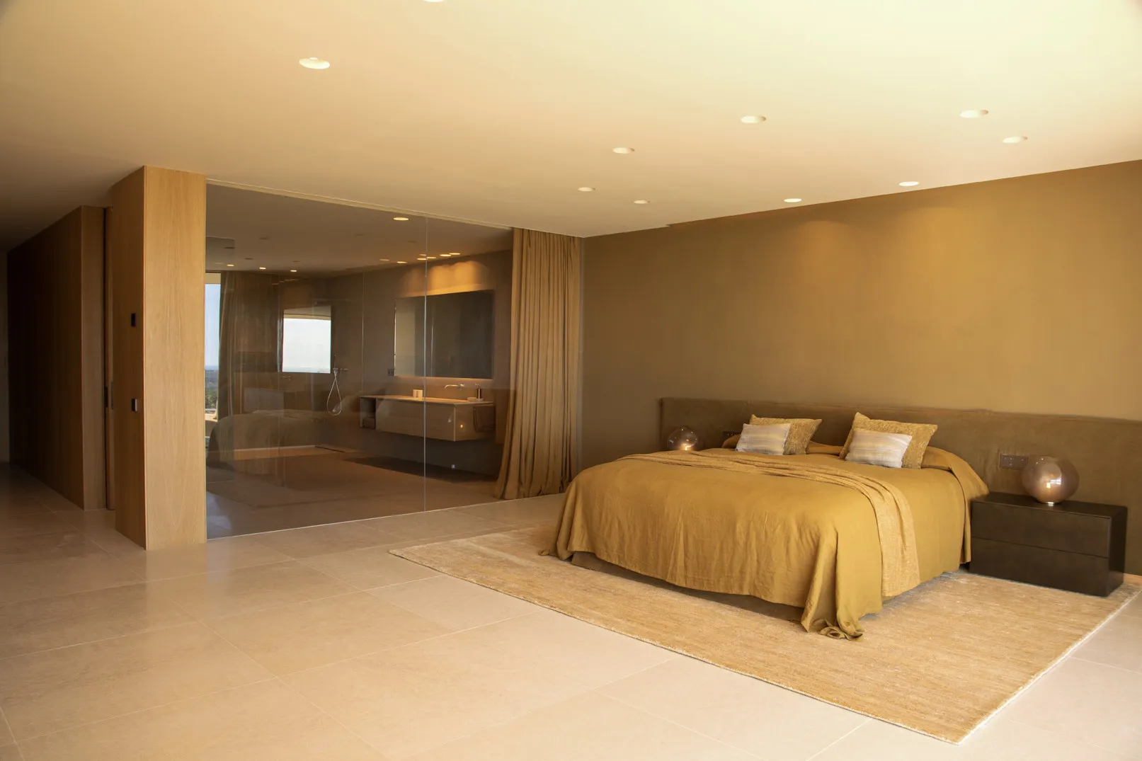 Villa for sale in La Reserva with 8 bedrooms