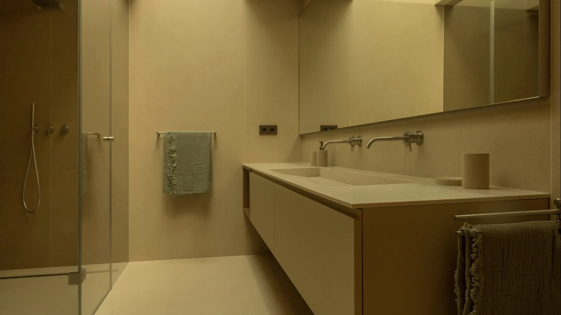 Villa for sale in La Reserva with 8 bedrooms