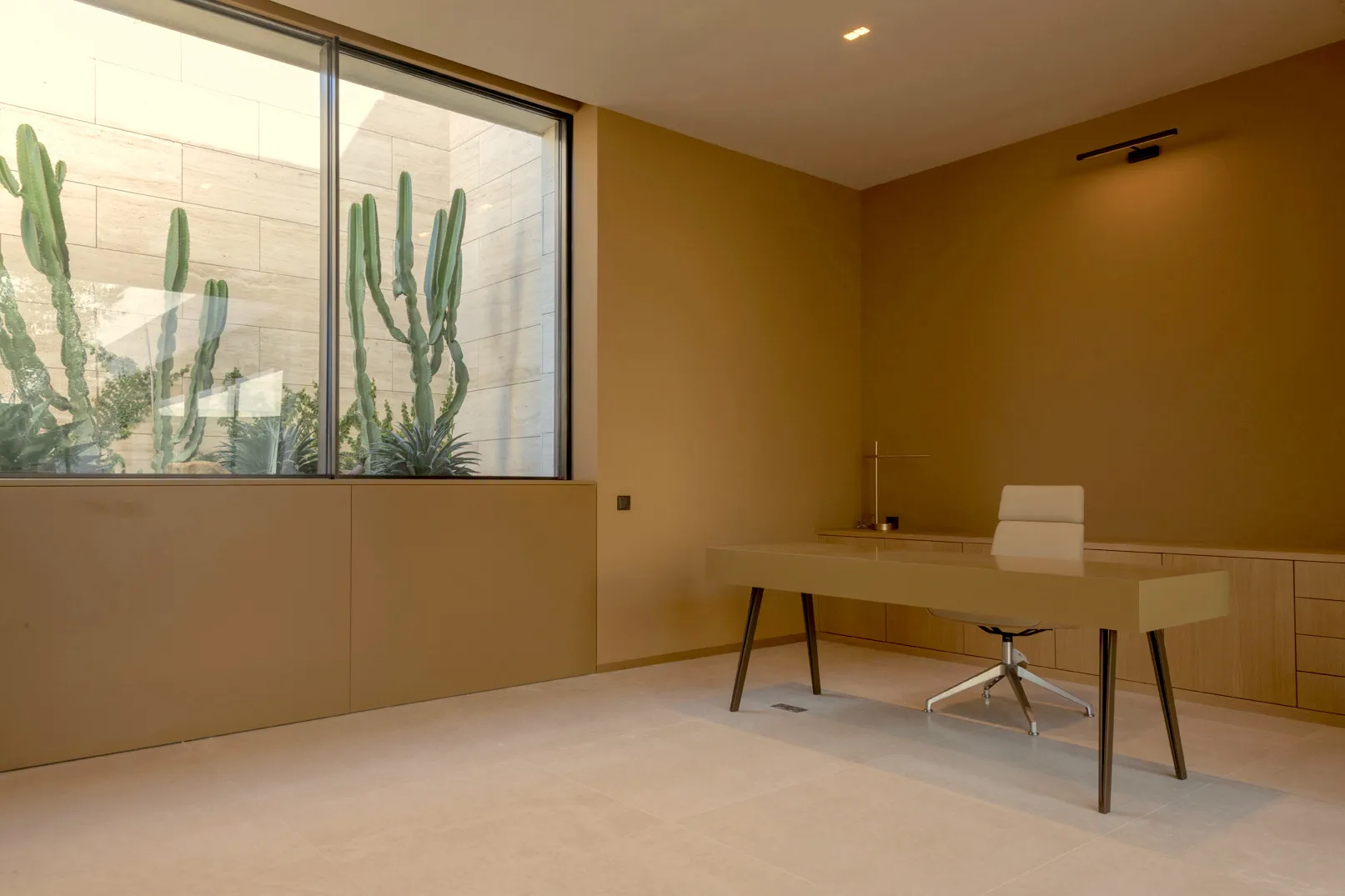 Villa for sale in La Reserva with 8 bedrooms