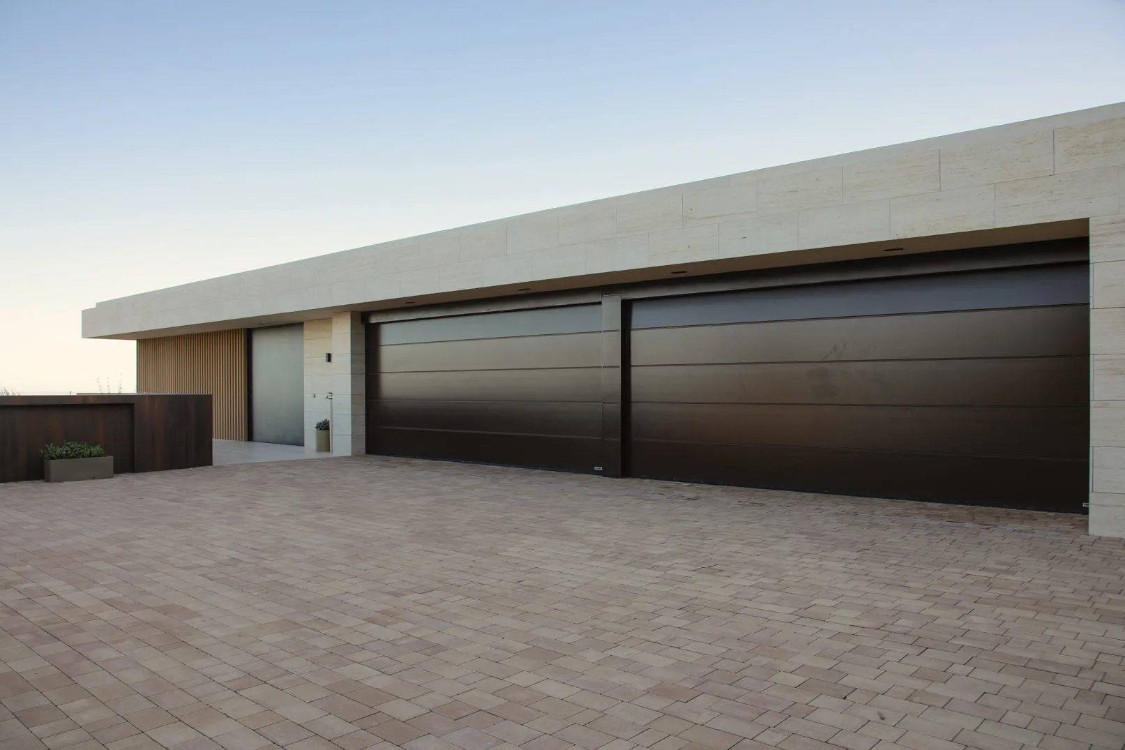 Villa for sale in La Reserva with 8 bedrooms