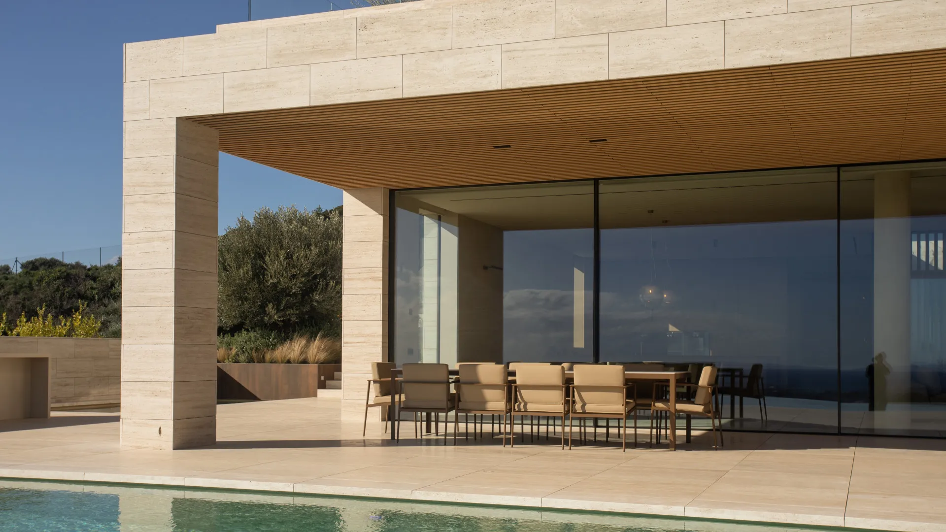 Villa for sale in La Reserva with 8 bedrooms