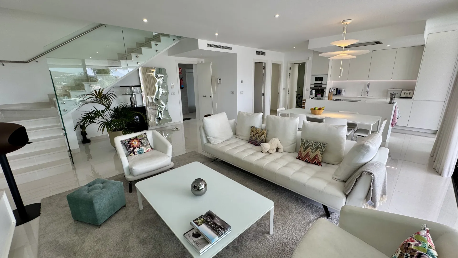 Cataleya 4 bedrooms apartment for sale