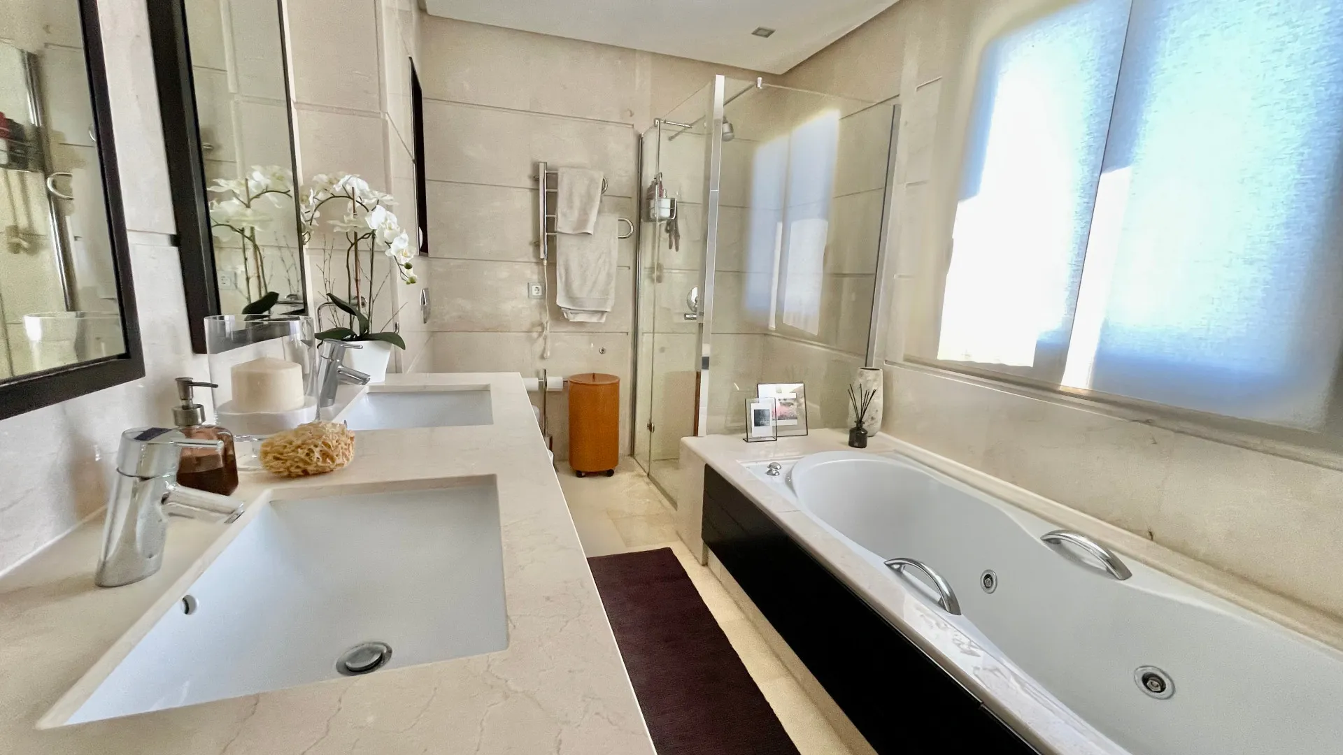 Apartamento en venta en La Quinta con 2 dormitorios