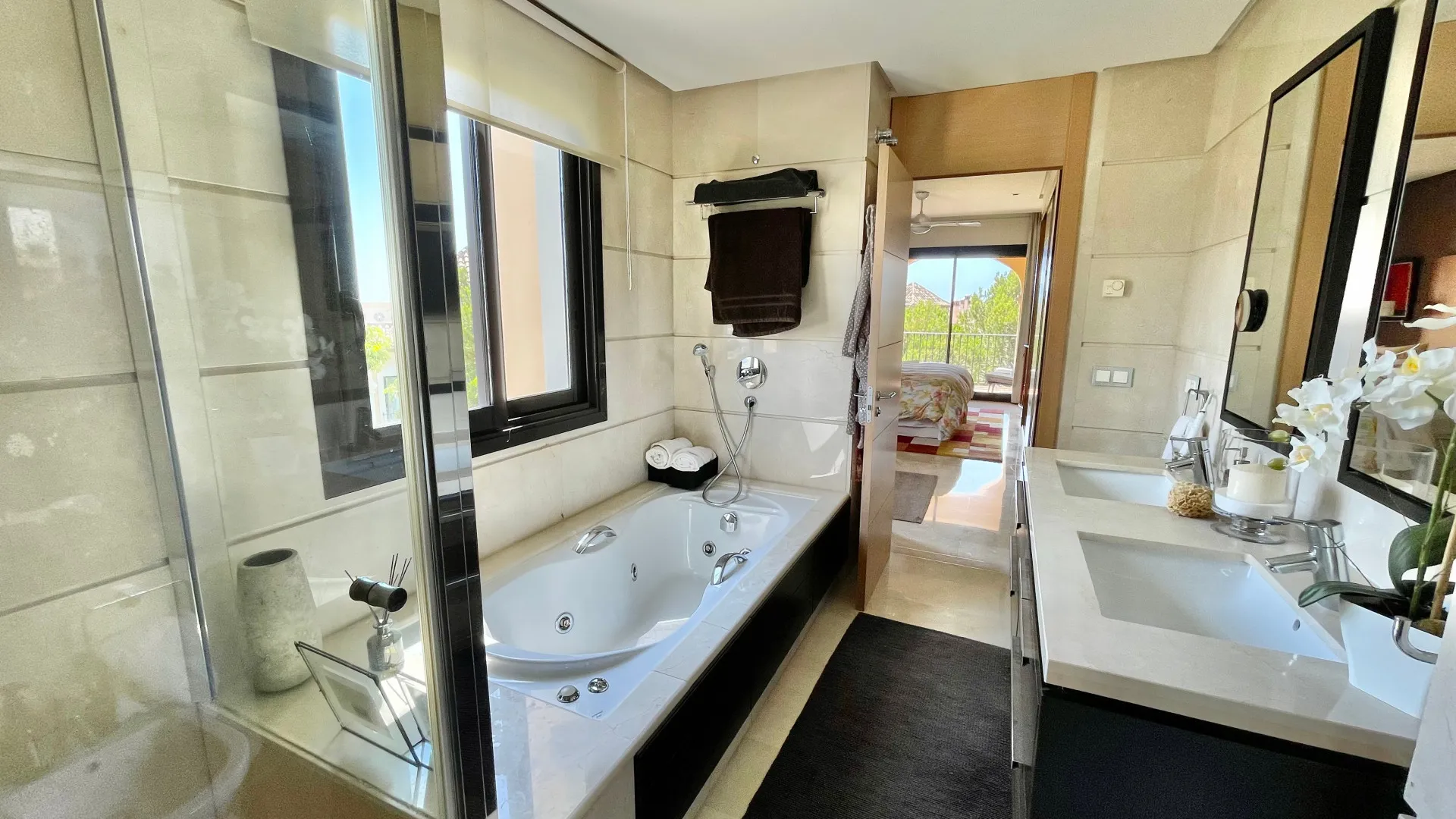 Apartamento en venta en La Quinta con 2 dormitorios