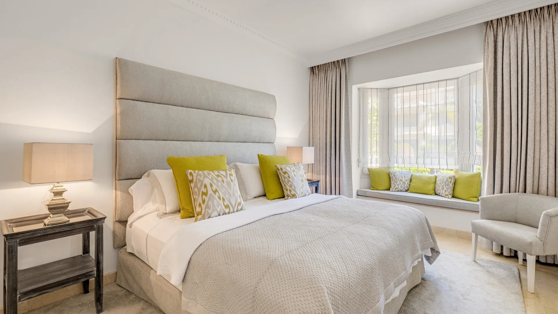 For sale Las Alamandas apartment