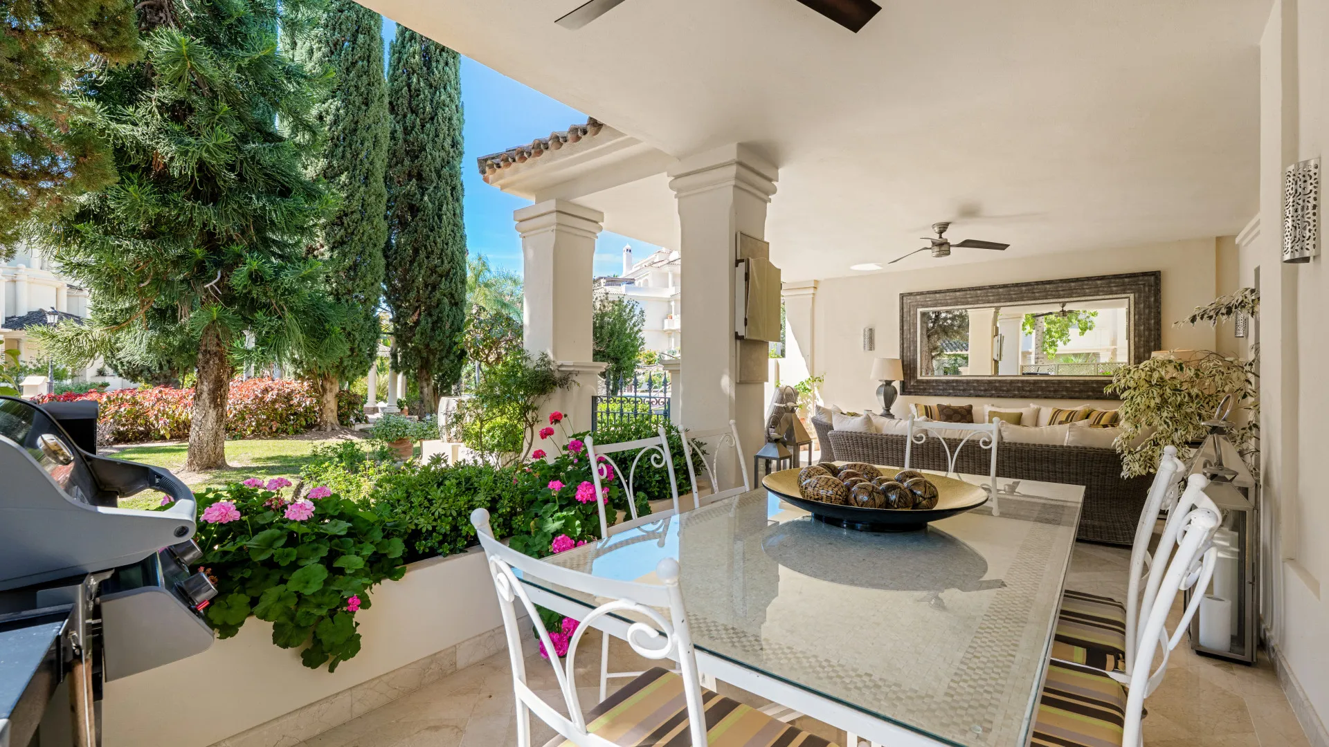 For sale Las Alamandas apartment