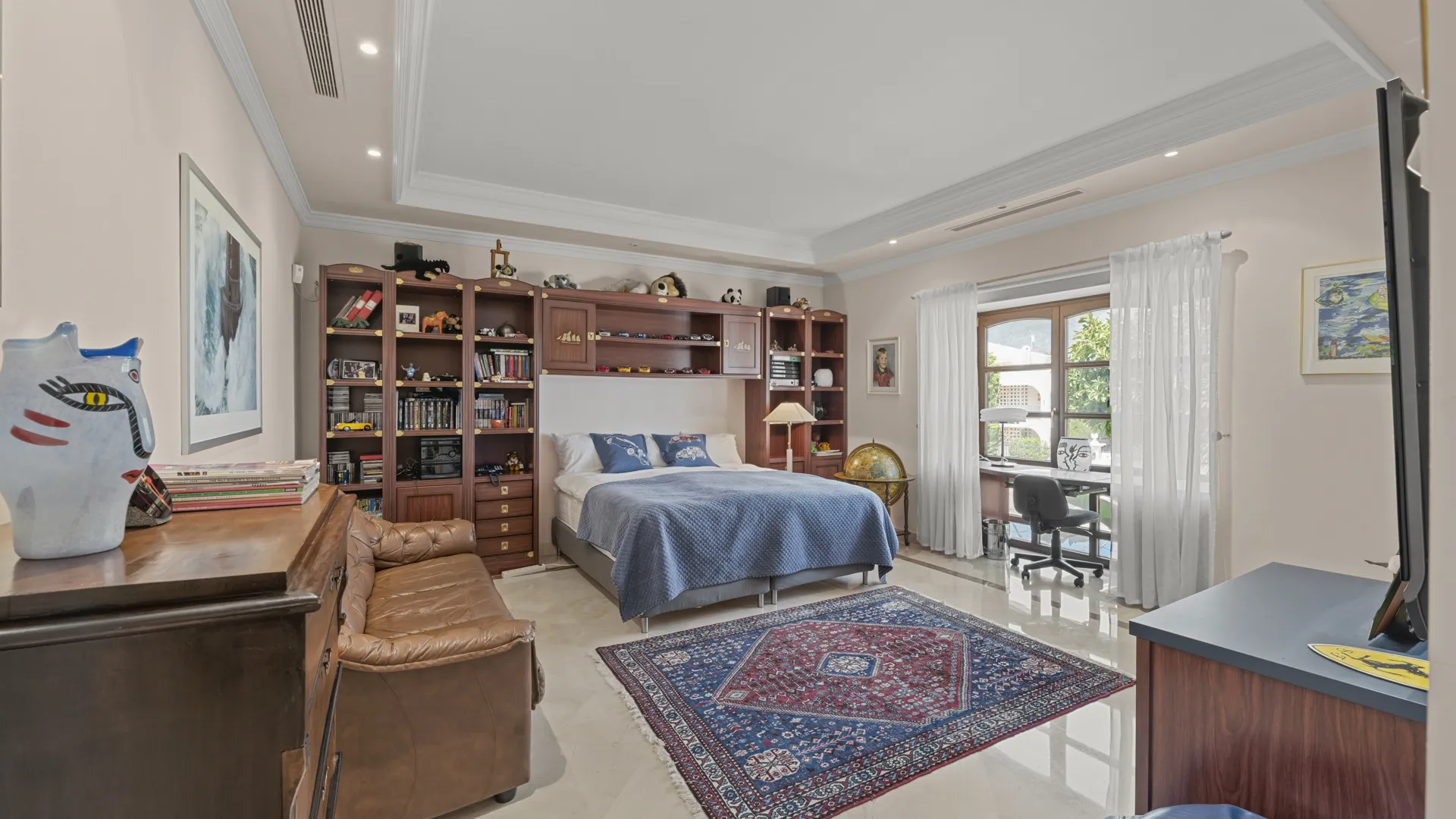 Villa de 6 dormitorios en venta en Nueva Andalucia