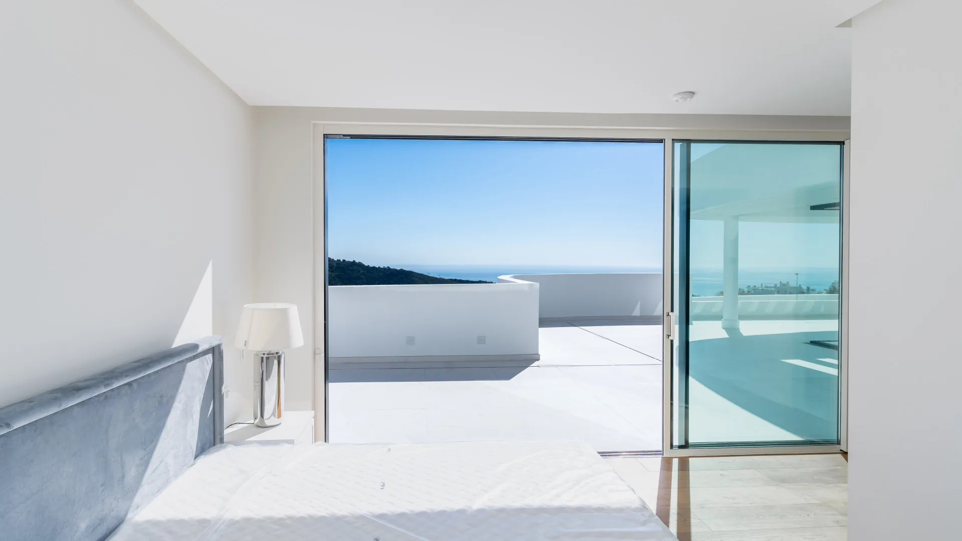 For sale 3 bedrooms penthouse in Marbella