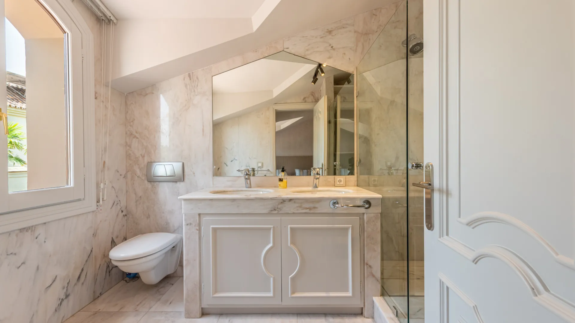 15 bedrooms Paraiso Alto villa for sale