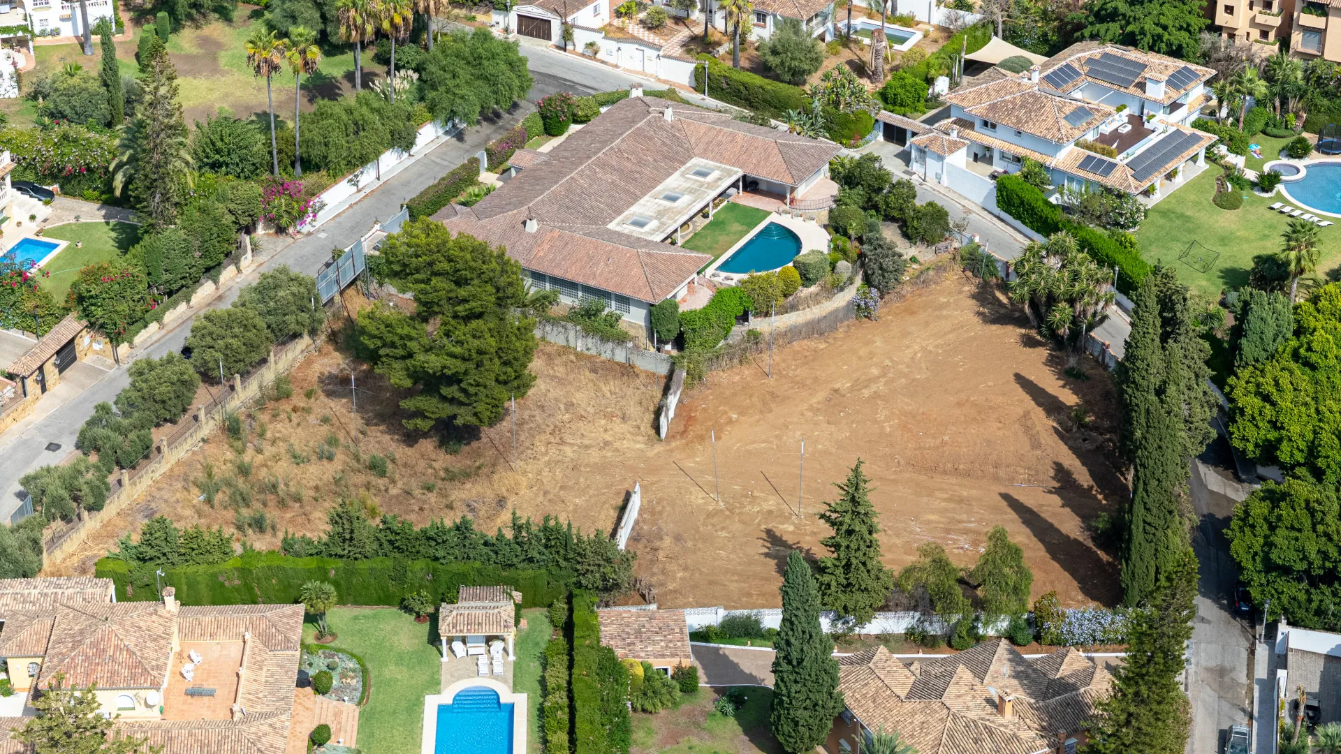 Parcela a la venta en Nagüeles