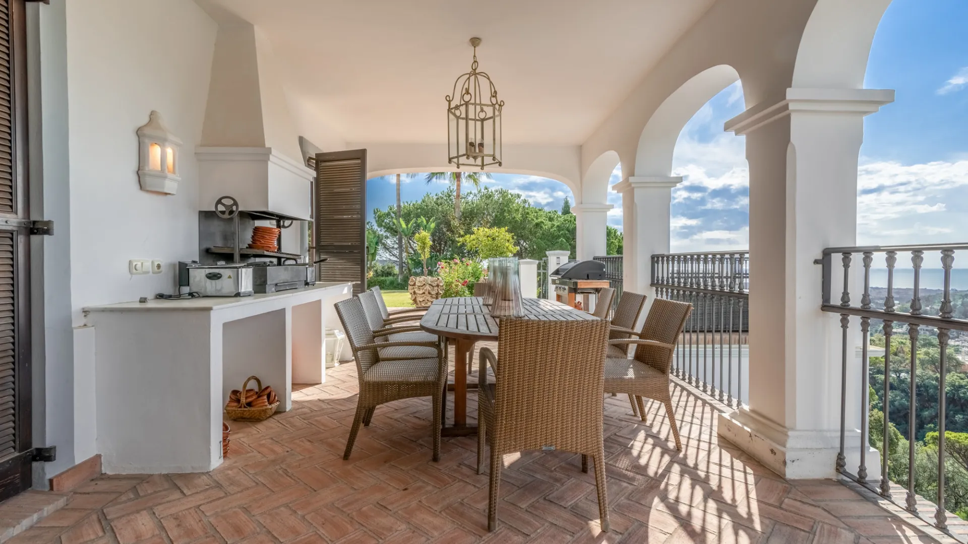 Villa with 6 bedrooms for sale in El Madroñal