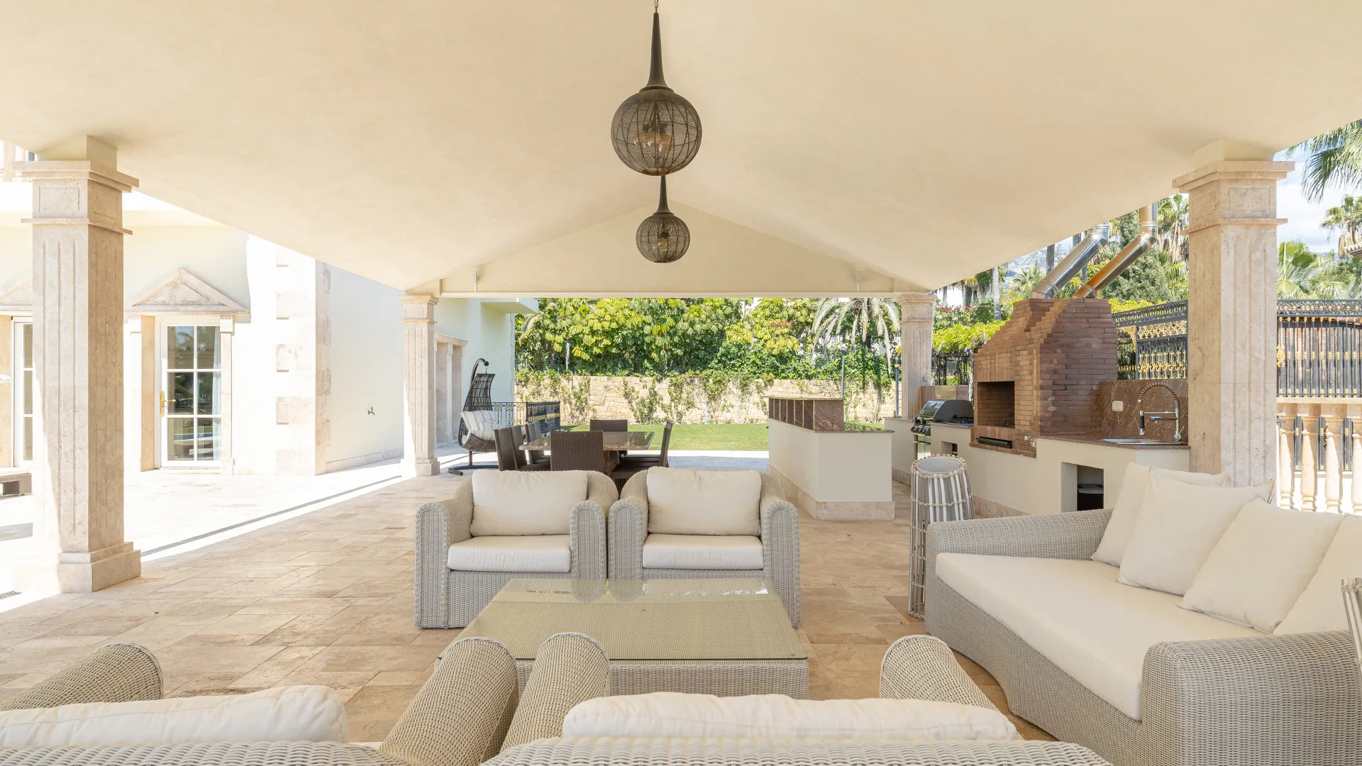 Sierra Blanca, villa en venta