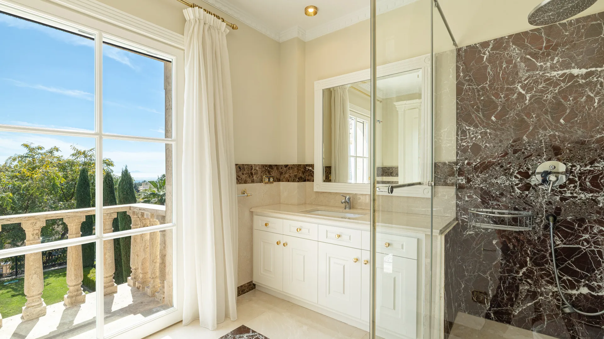 Sierra Blanca, villa en venta