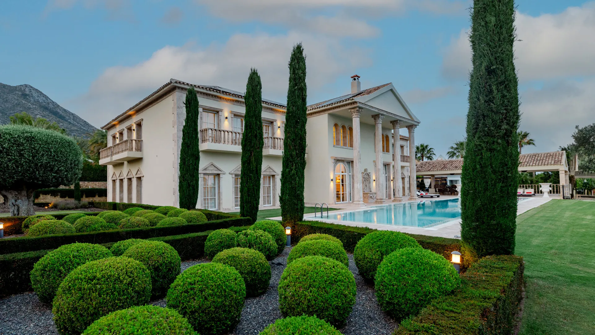 Sierra Blanca, villa en venta