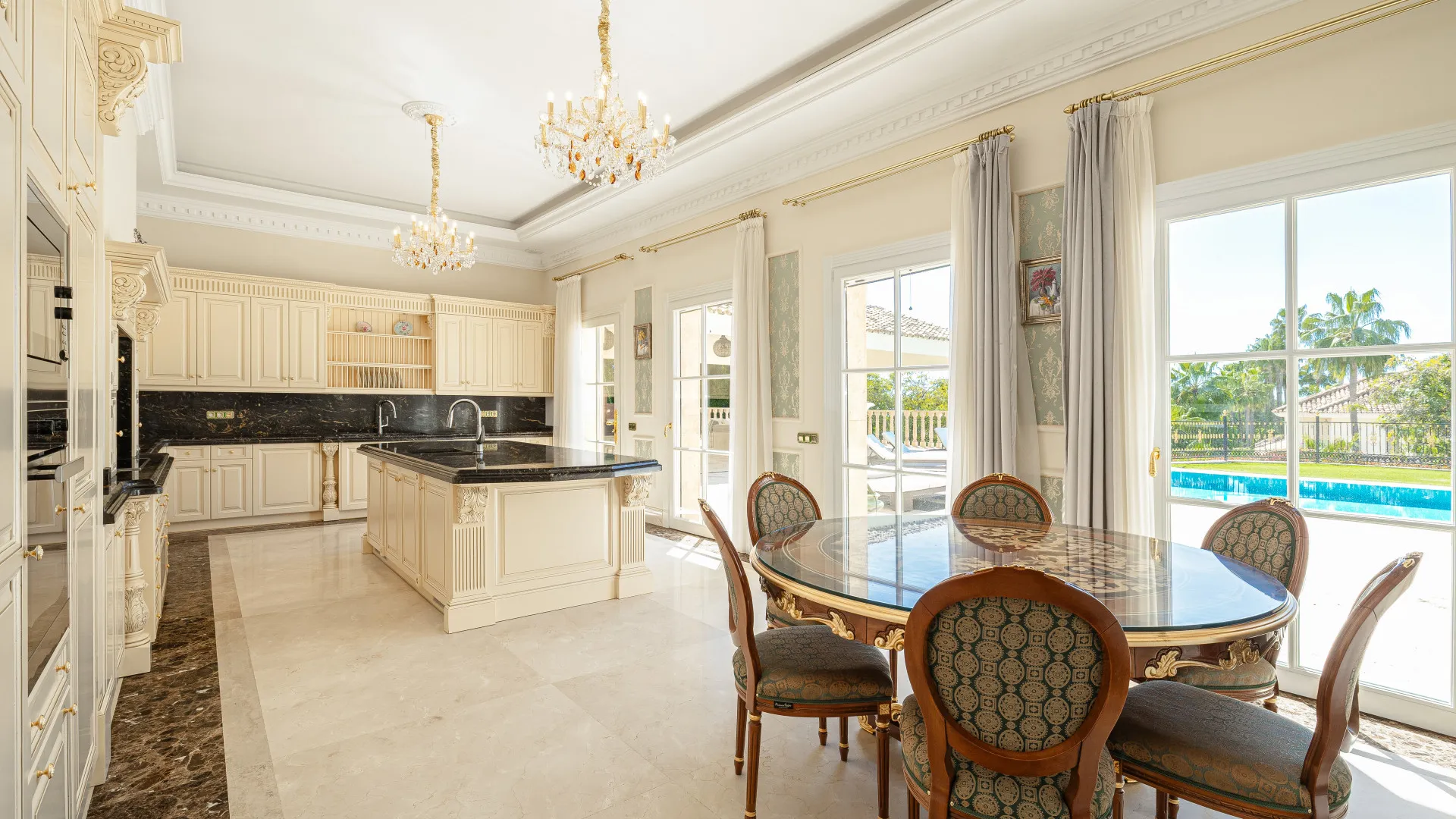 Sierra Blanca, villa en venta