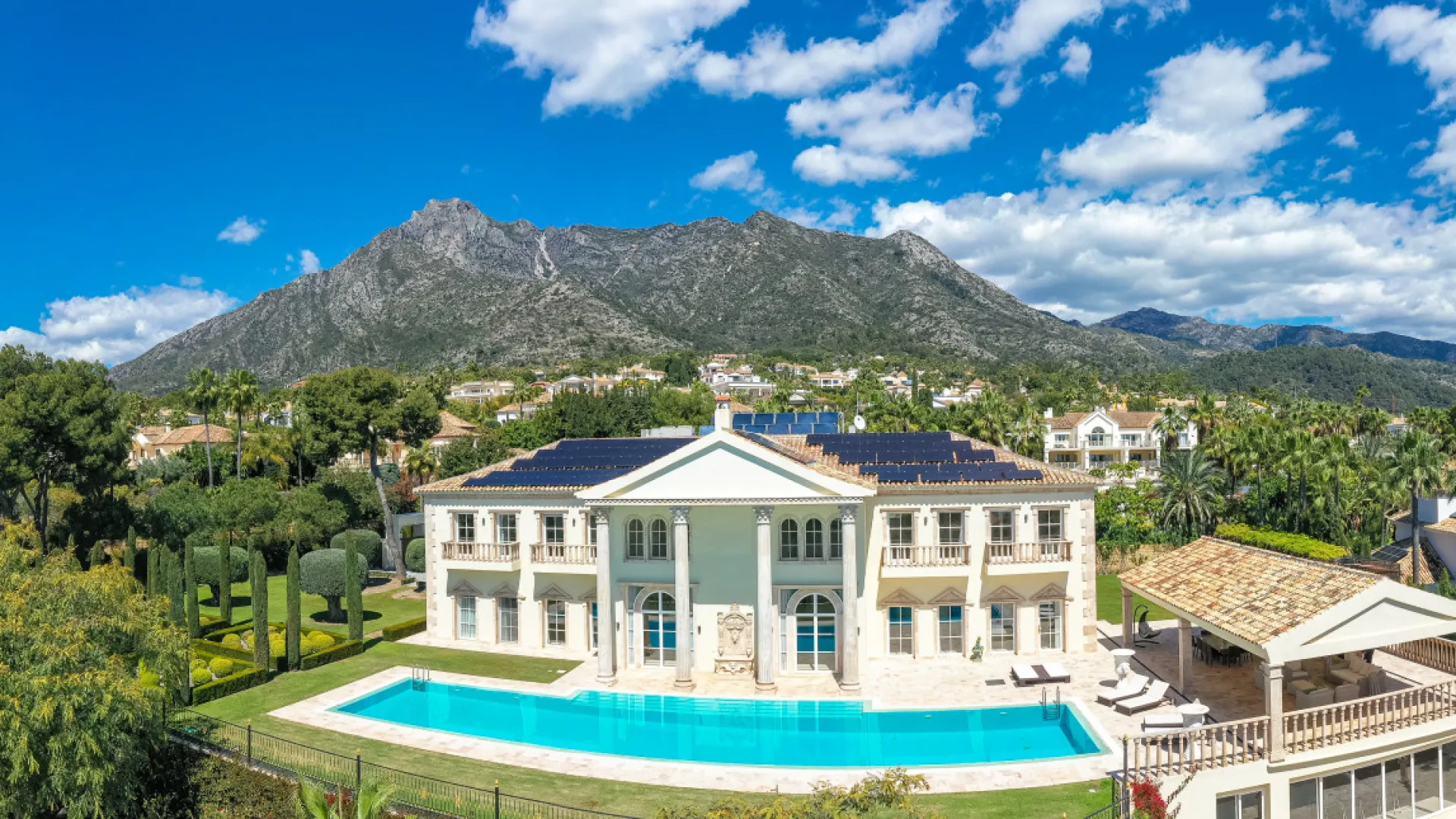 Sierra Blanca, villa en venta