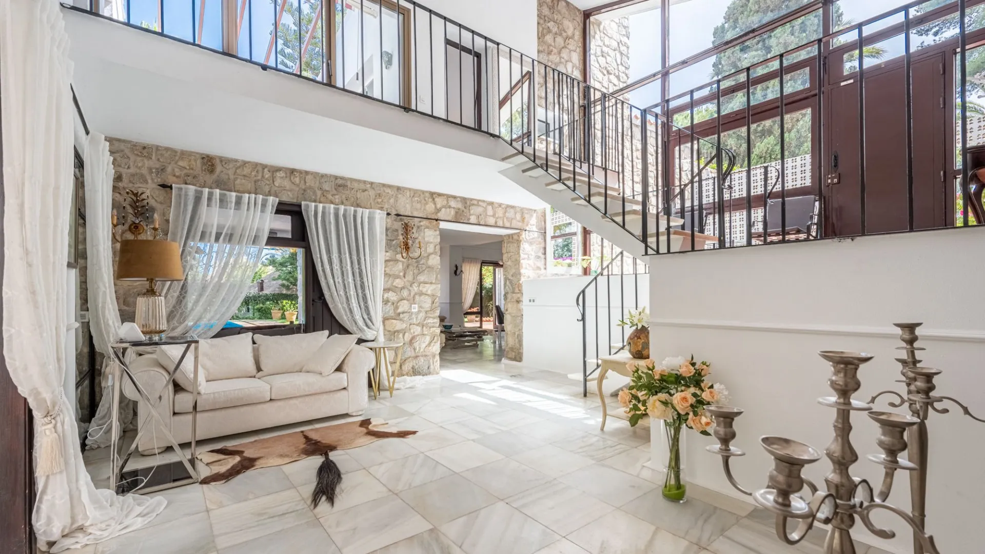 Se vende villa en La Reserva de los Monteros