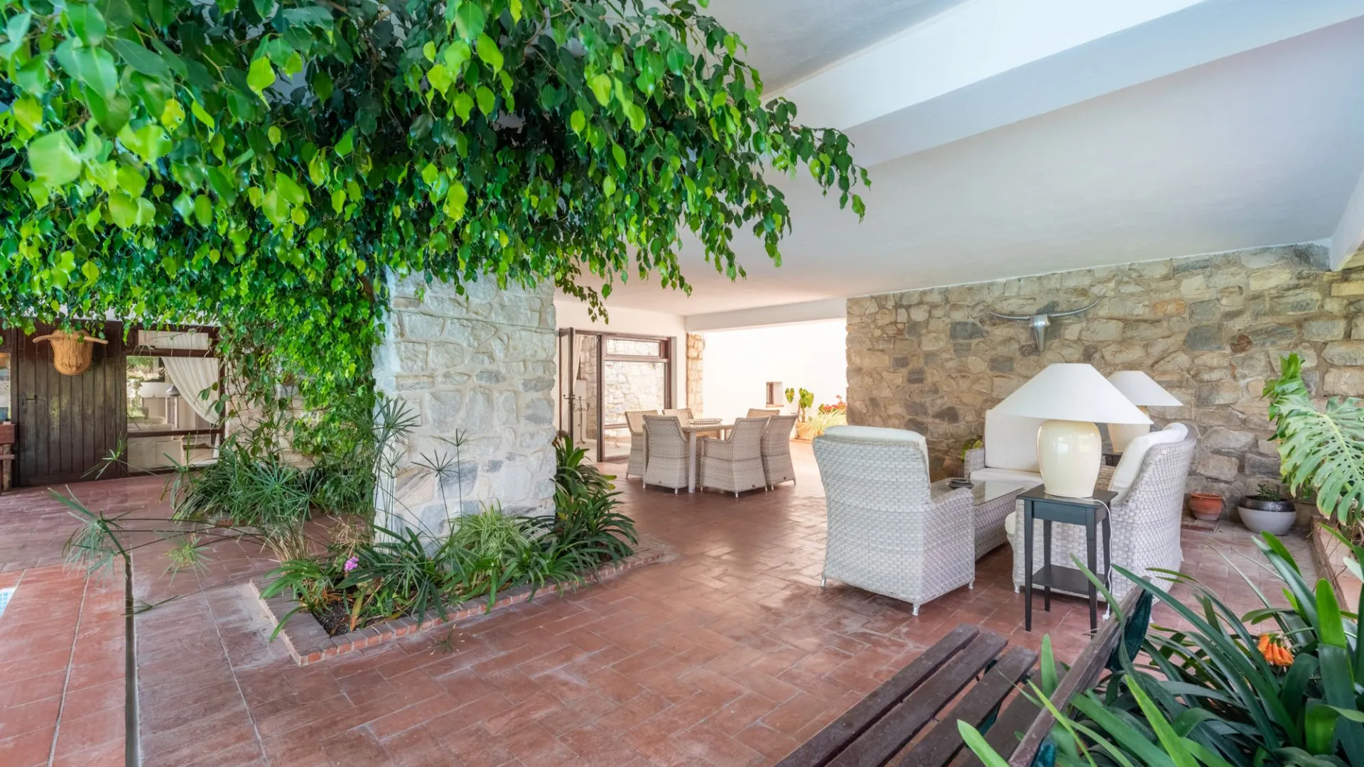 Se vende villa en La Reserva de los Monteros