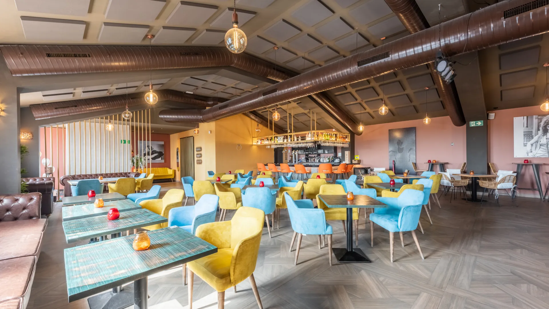 For sale restaurant in El Paraiso