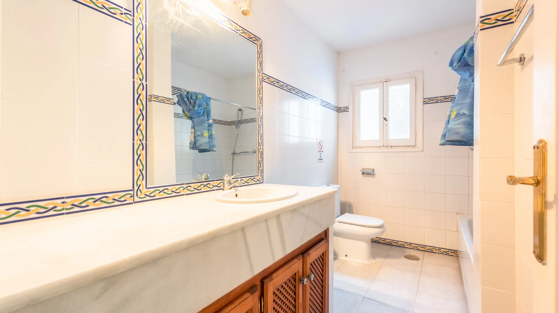 Villa for sale in Artola with 4 bedrooms