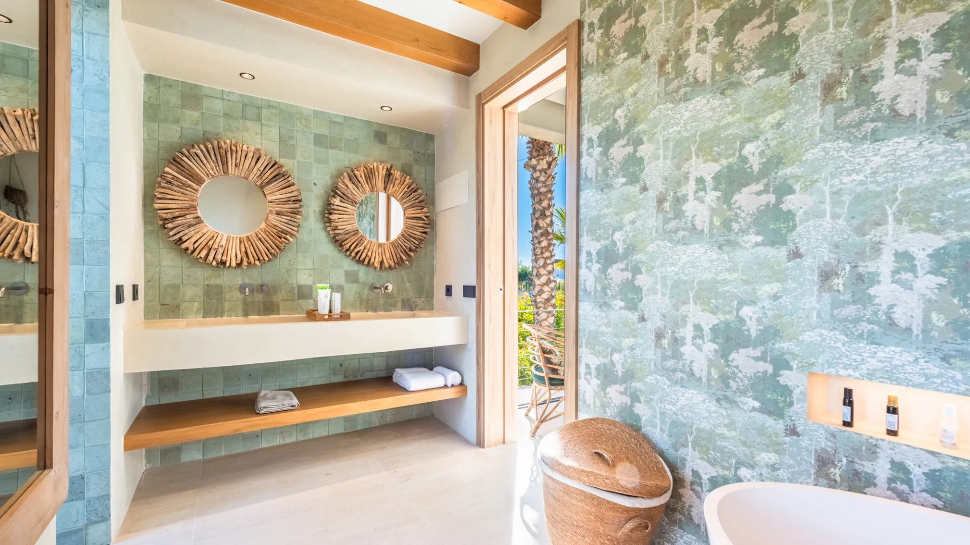 Villa de 6 dormitorios a la venta en Lomas del Virrey