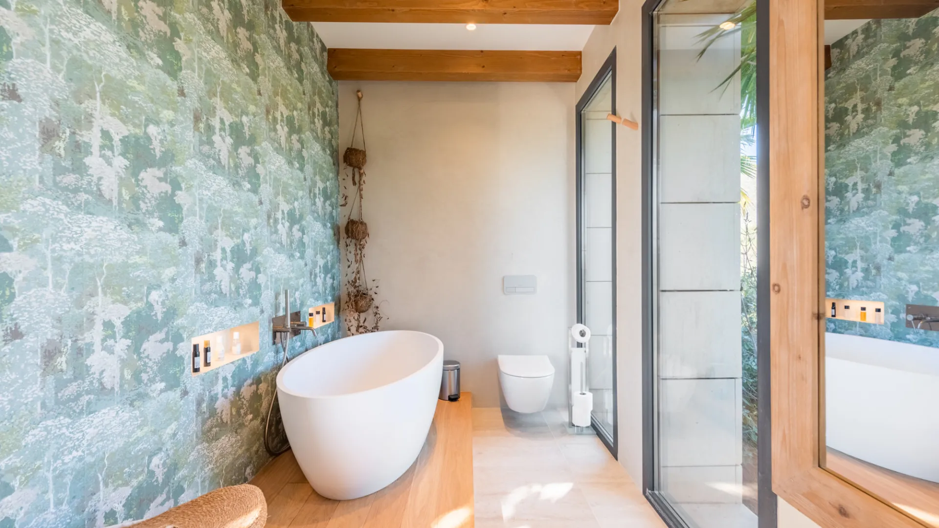 Villa de 6 dormitorios a la venta en Lomas del Virrey