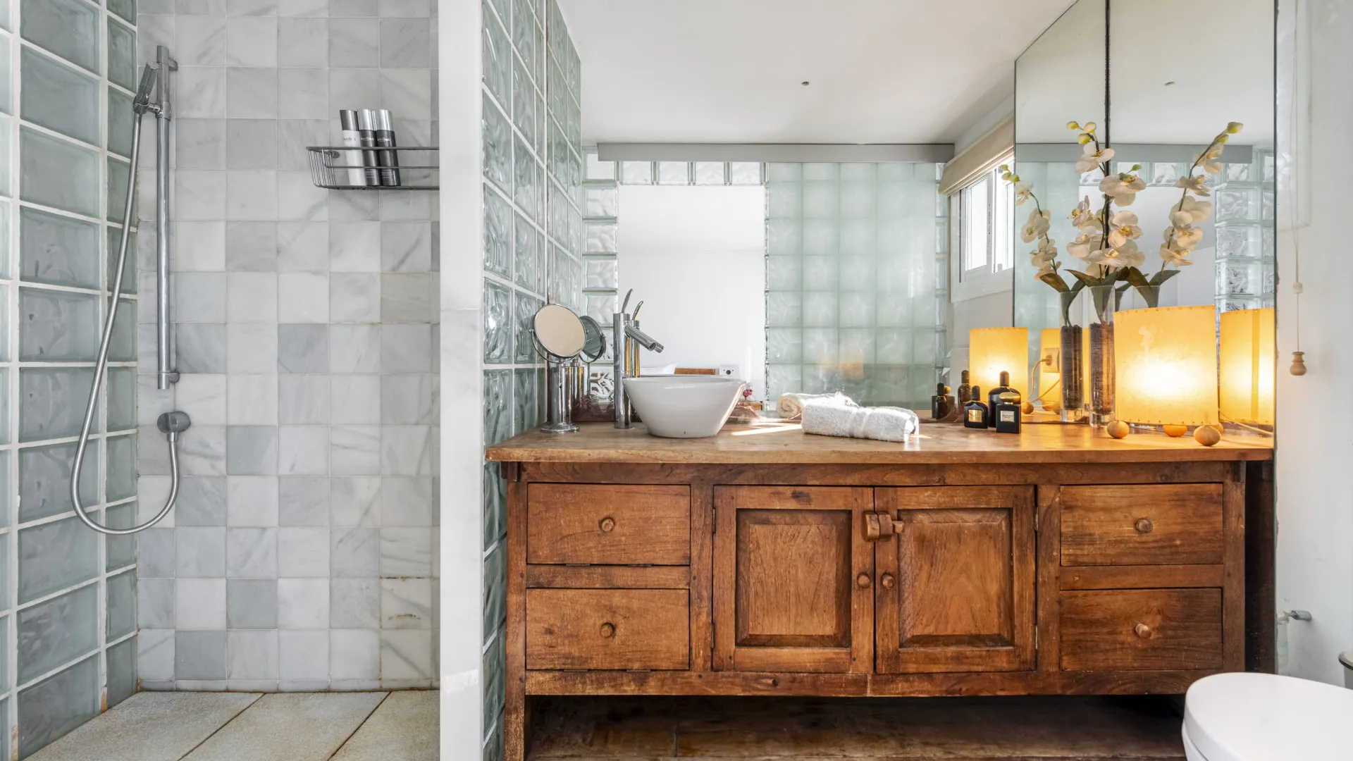 For sale 2 bedrooms apartment in Marbella - Puerto Banus