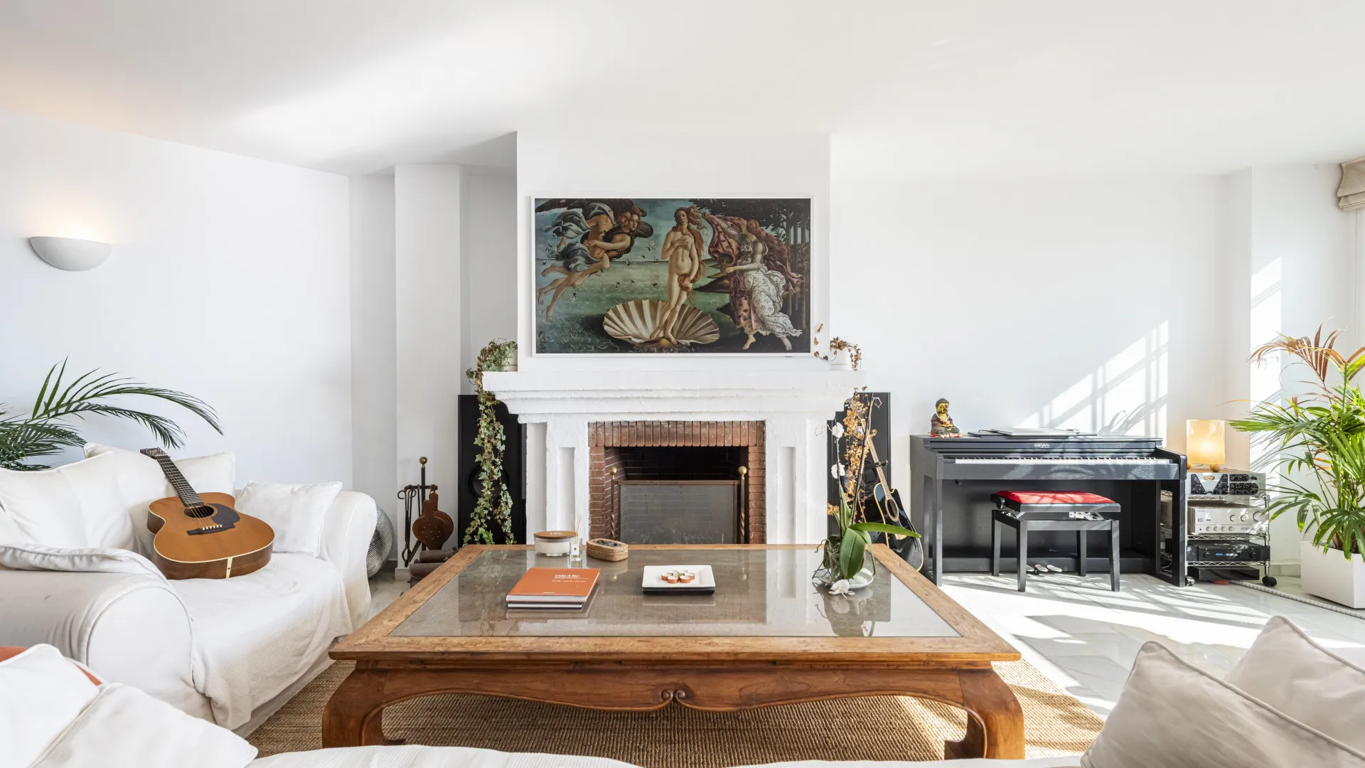 For sale 2 bedrooms apartment in Marbella - Puerto Banus