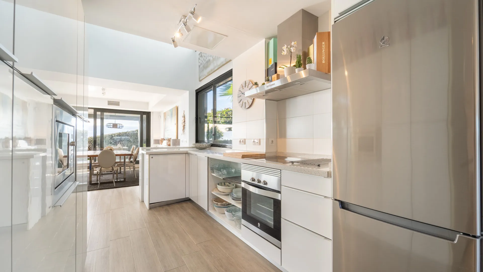 Cabopino villa for sale