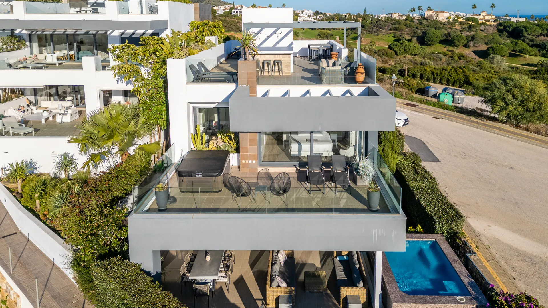 Cabopino villa for sale