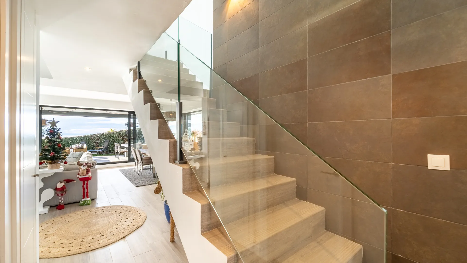 Cabopino villa for sale