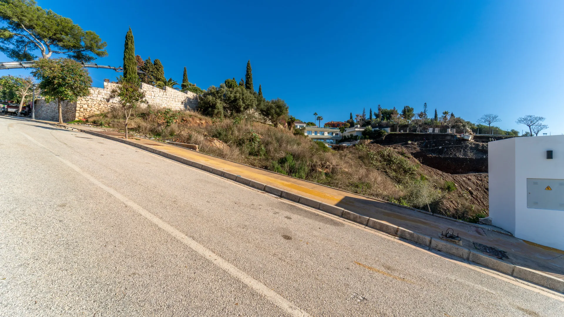 For sale plot in Elviria