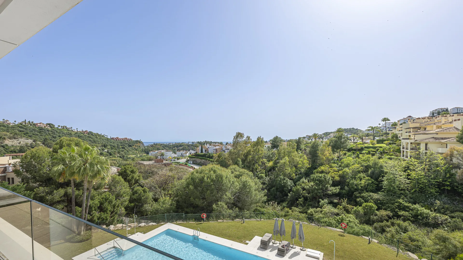 Atico duplex de 3 dormitorios a la venta en Botanic