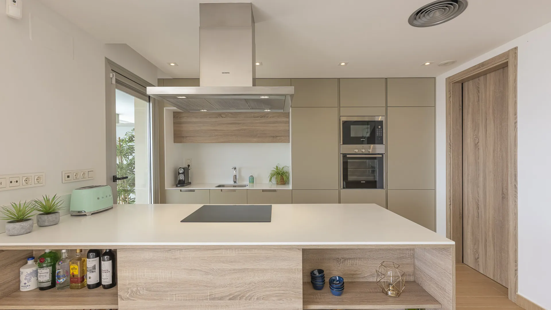 Atico duplex de 3 dormitorios a la venta en Botanic