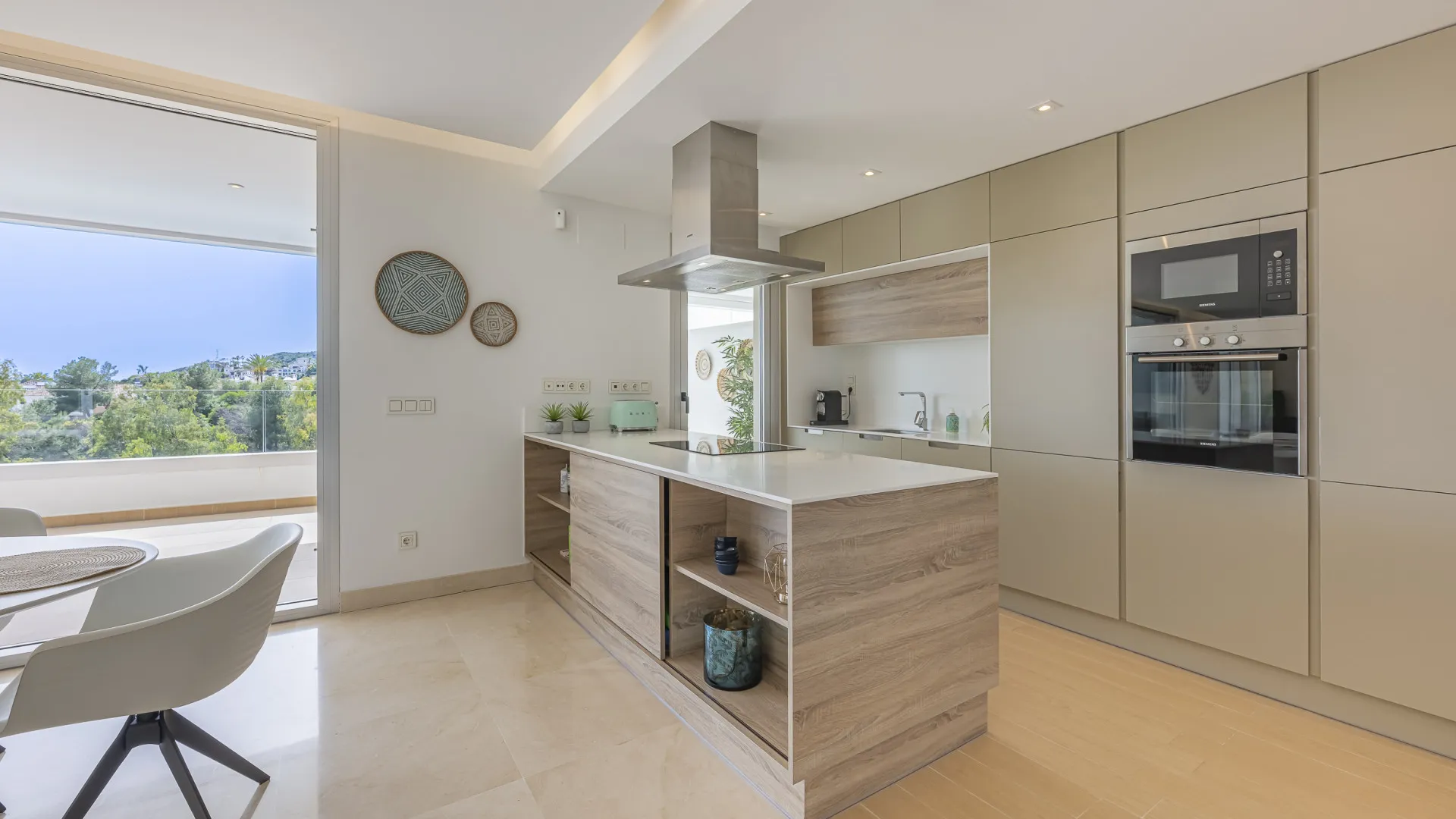 Atico duplex de 3 dormitorios a la venta en Botanic