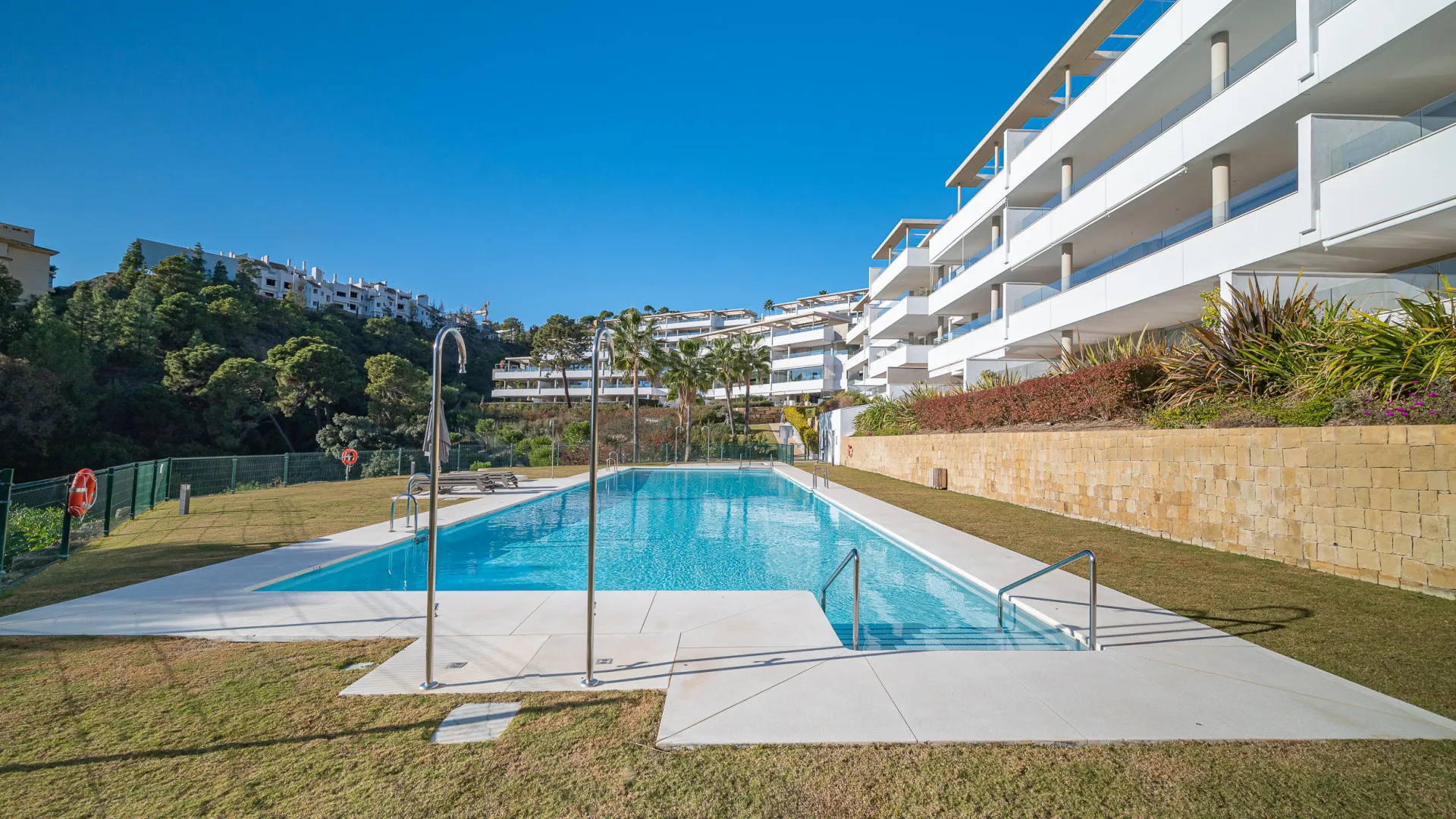 Atico duplex de 3 dormitorios a la venta en Botanic