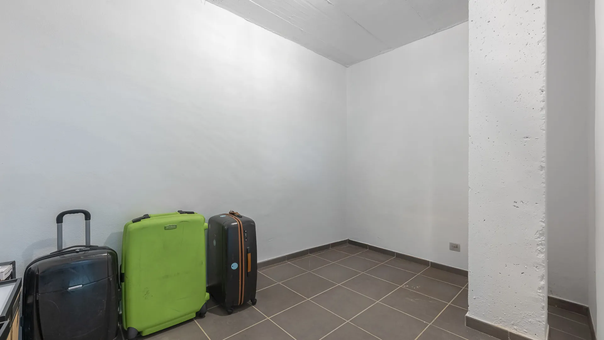 Atico duplex de 3 dormitorios a la venta en Botanic