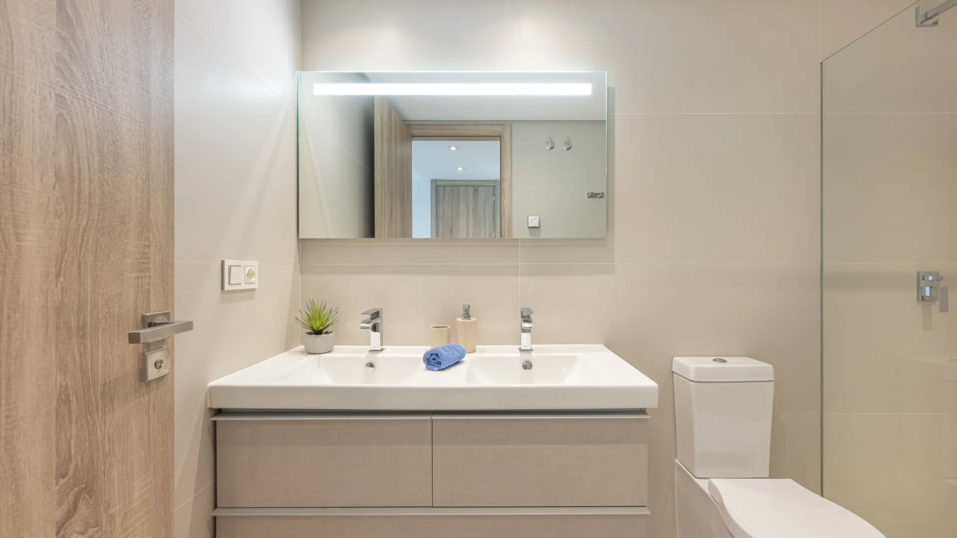 Atico duplex de 3 dormitorios a la venta en Botanic