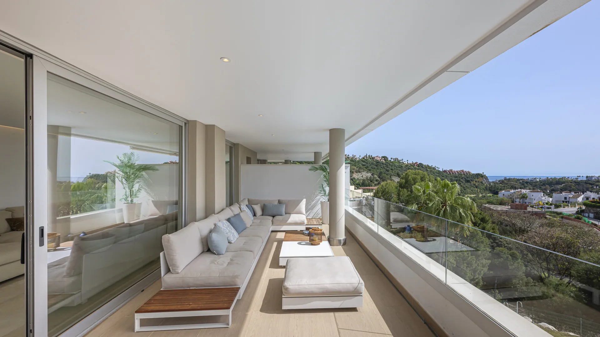 Atico duplex de 3 dormitorios a la venta en Botanic