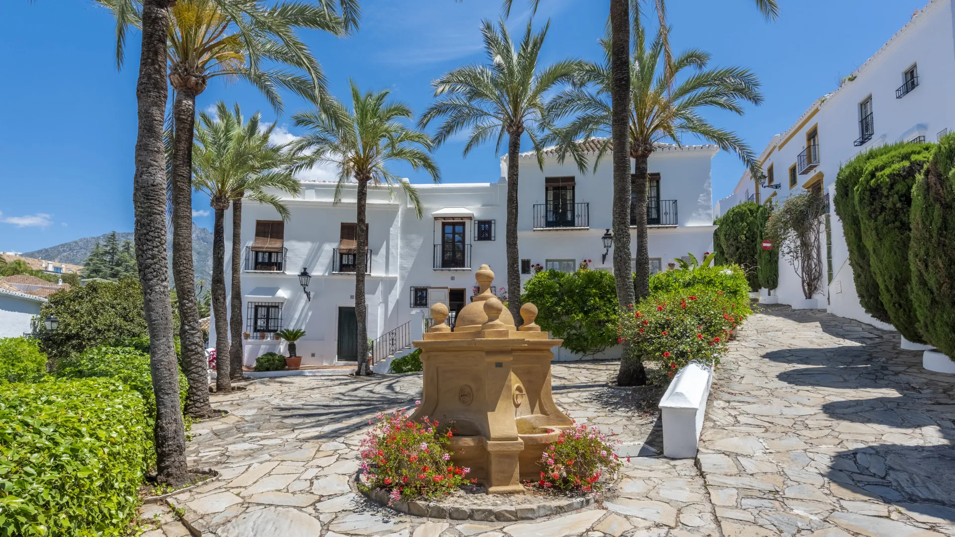 Town house for sale in Lomas Pueblo