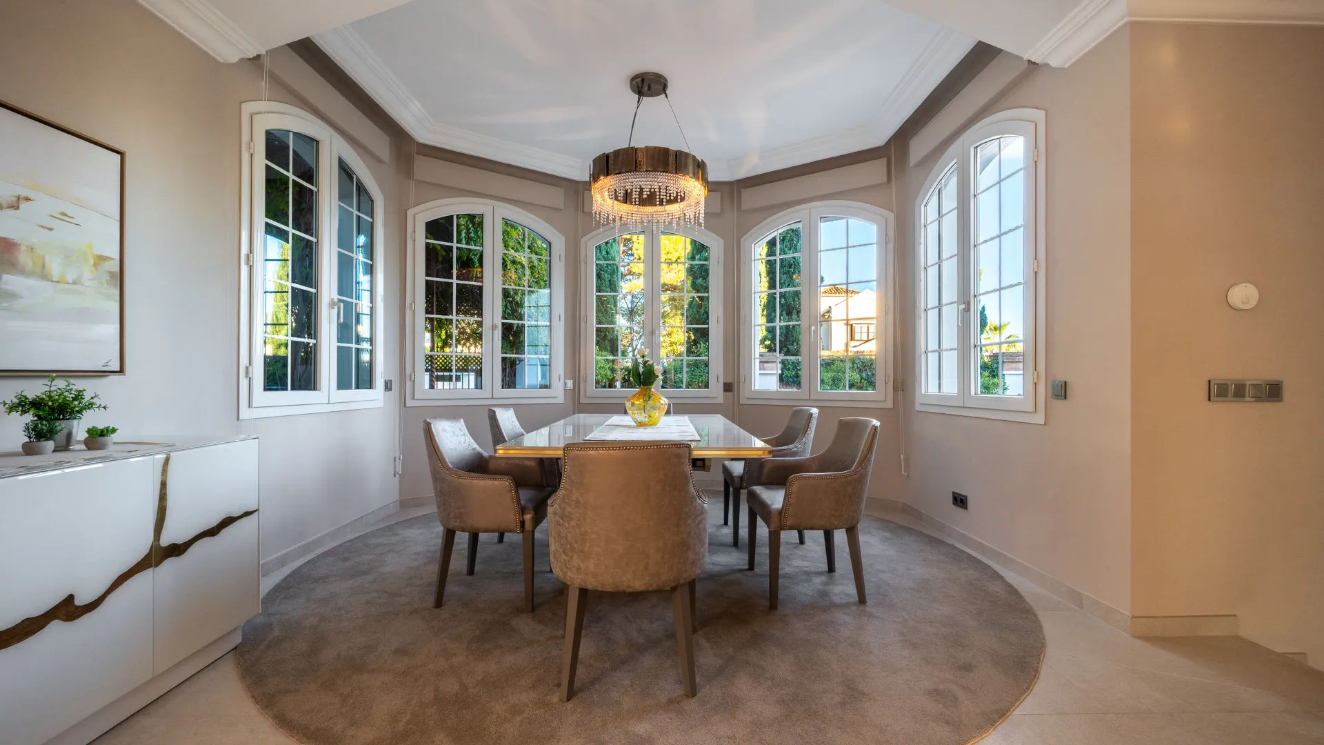 5 bedrooms villa in Aloha for sale