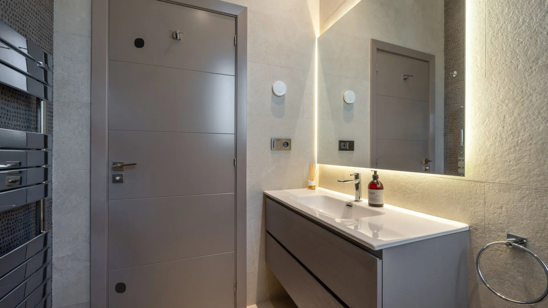 5 bedrooms villa in Aloha for sale