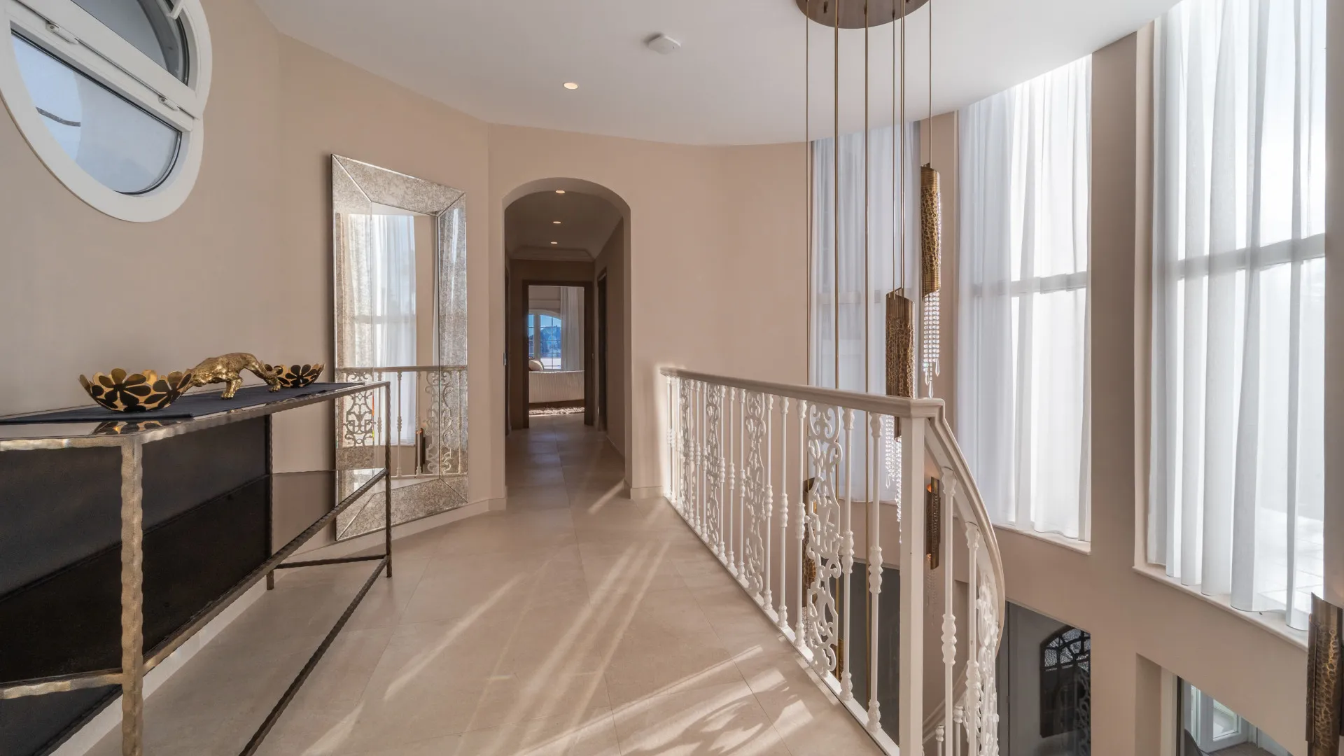 5 bedrooms villa in Aloha for sale