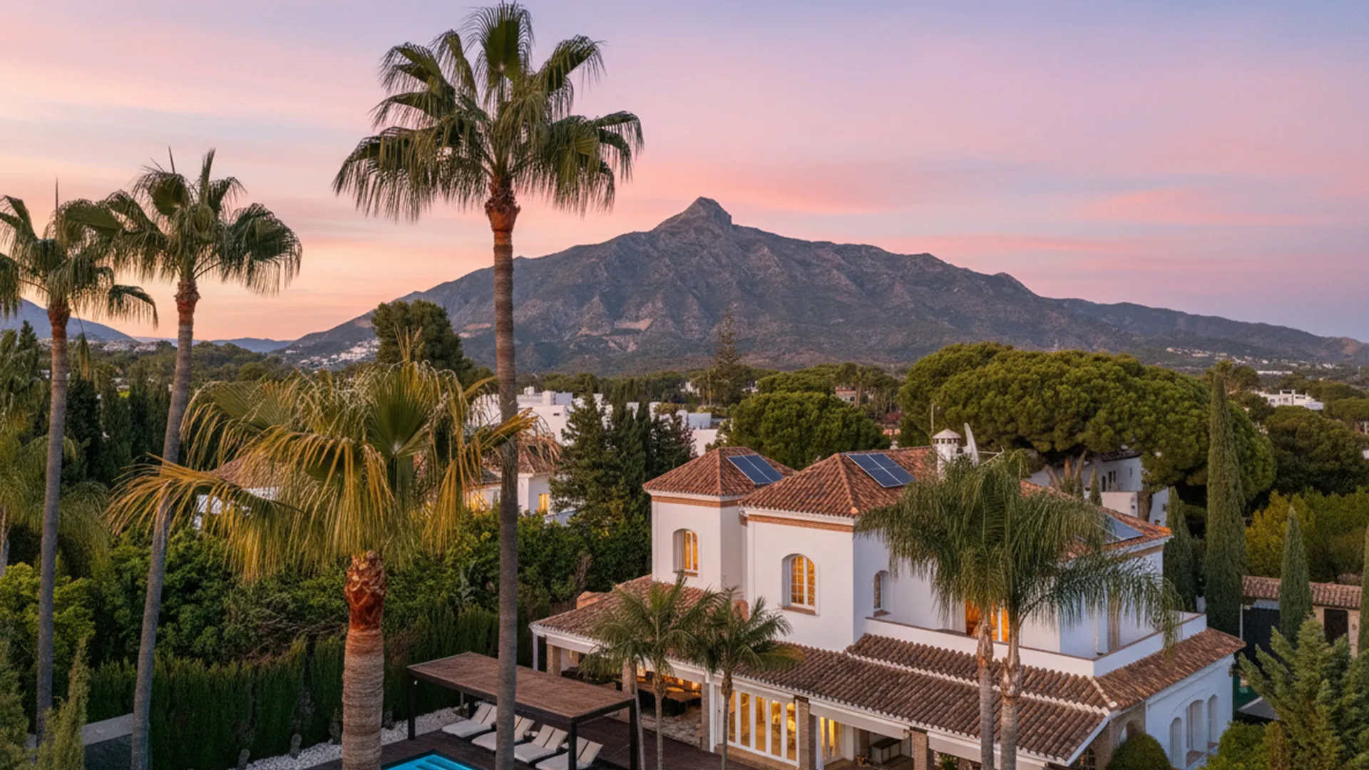 5 bedrooms villa in Aloha for sale