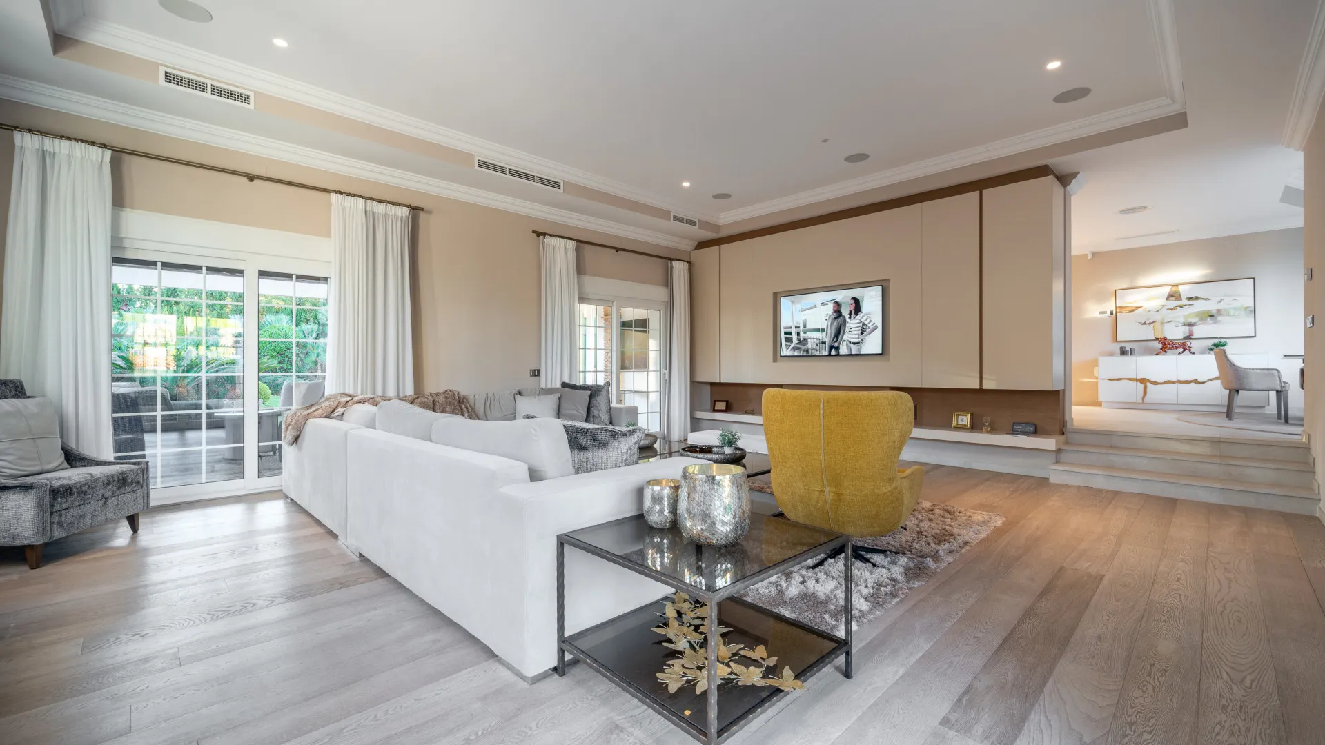 5 bedrooms villa in Aloha for sale