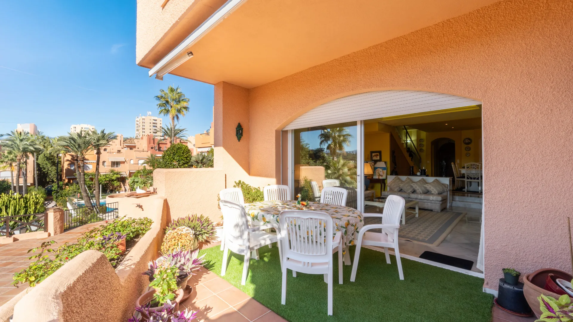 For sale town house in El Palmeral