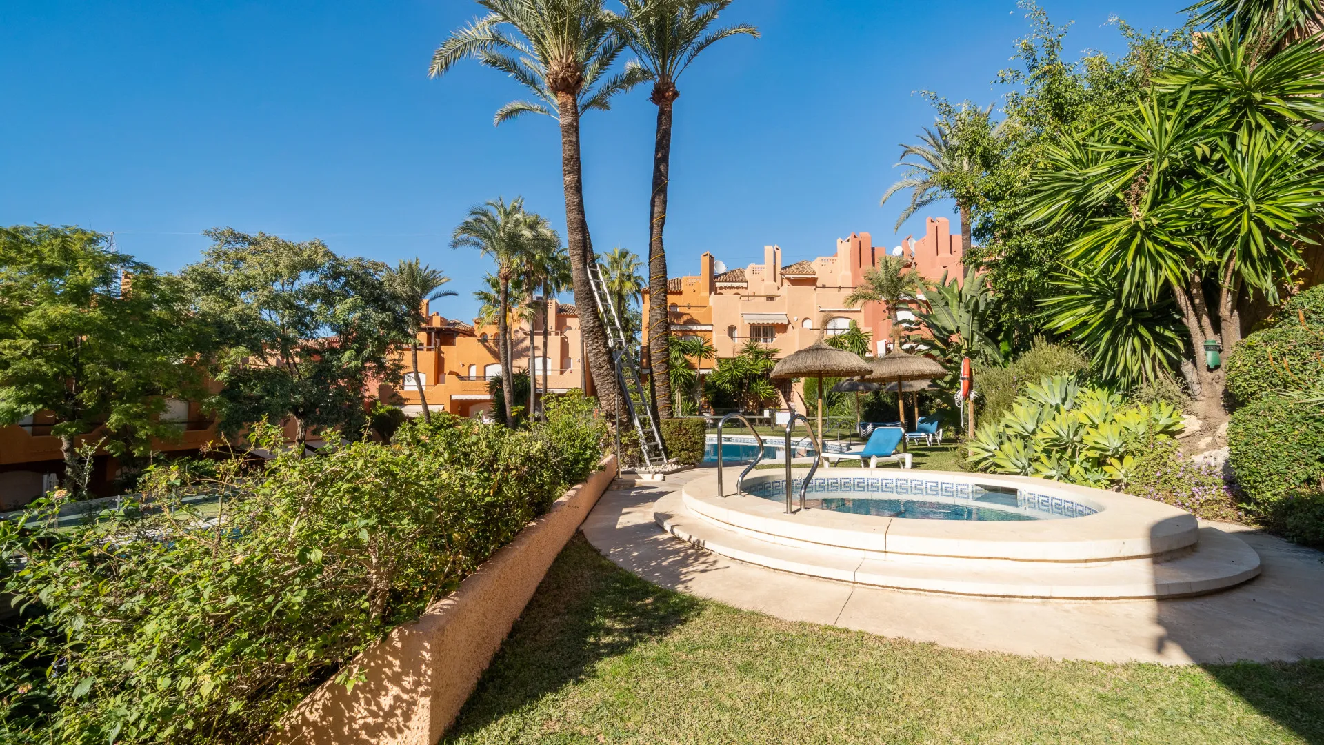 For sale town house in El Palmeral