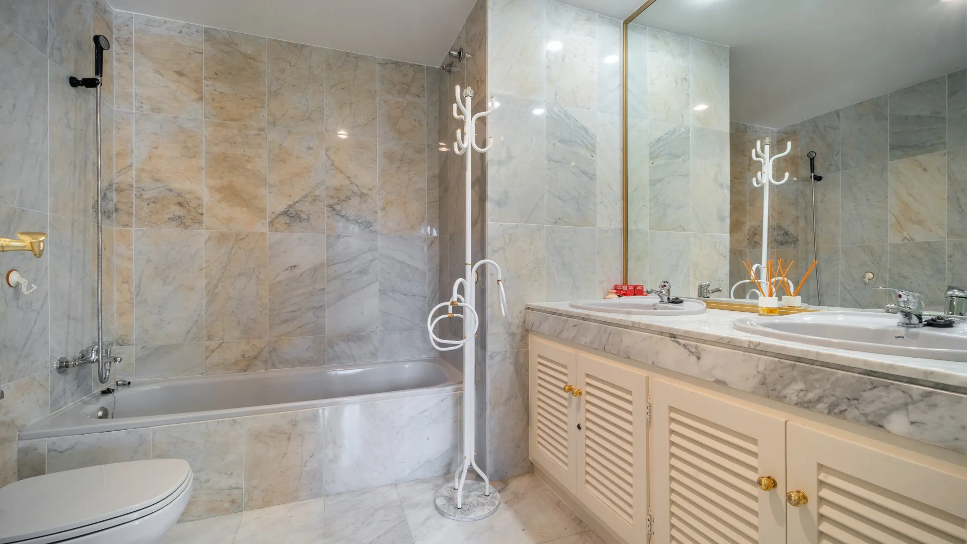 For sale town house in El Palmeral