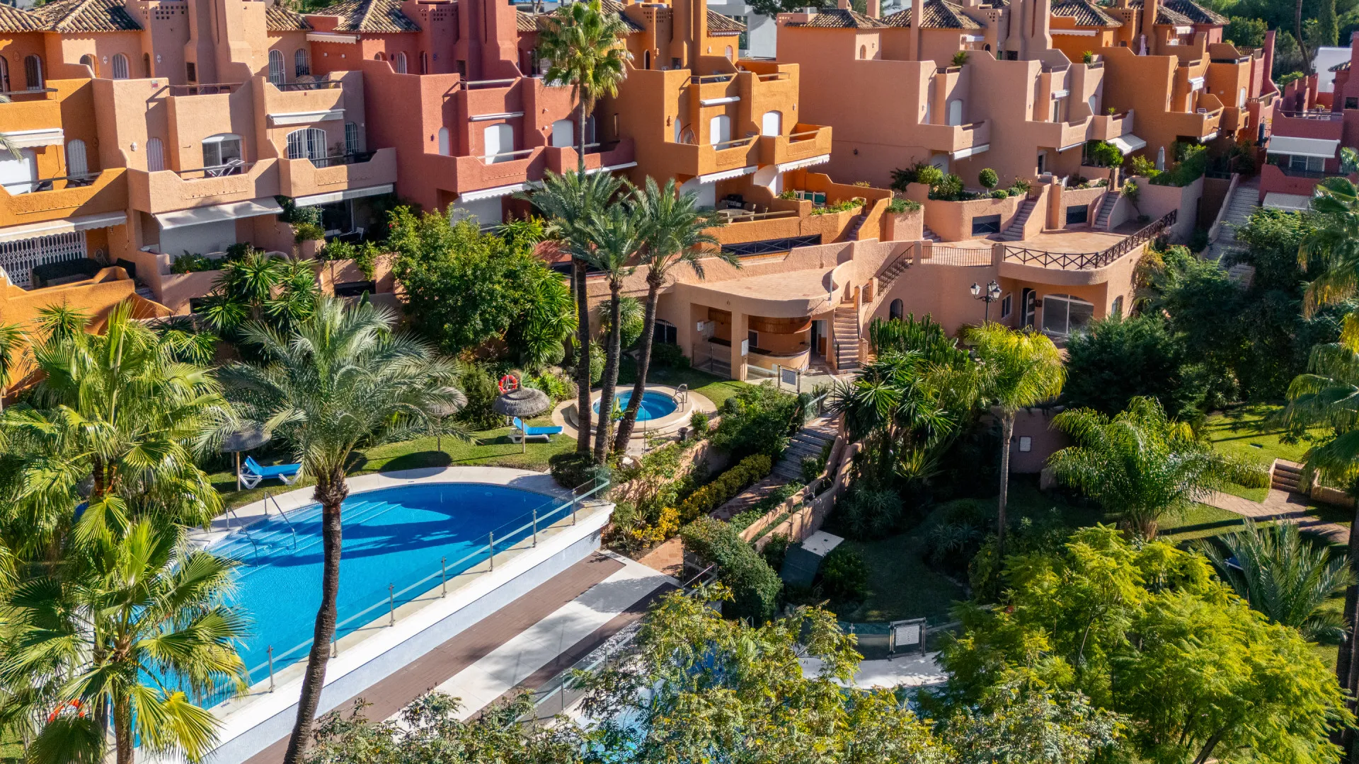 For sale town house in El Palmeral